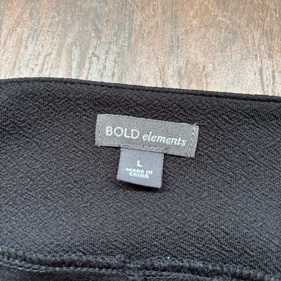 NWT Bold Elements Black Off Shoulder Bell Sleeve Dress Size Large - Picture 7 of 8